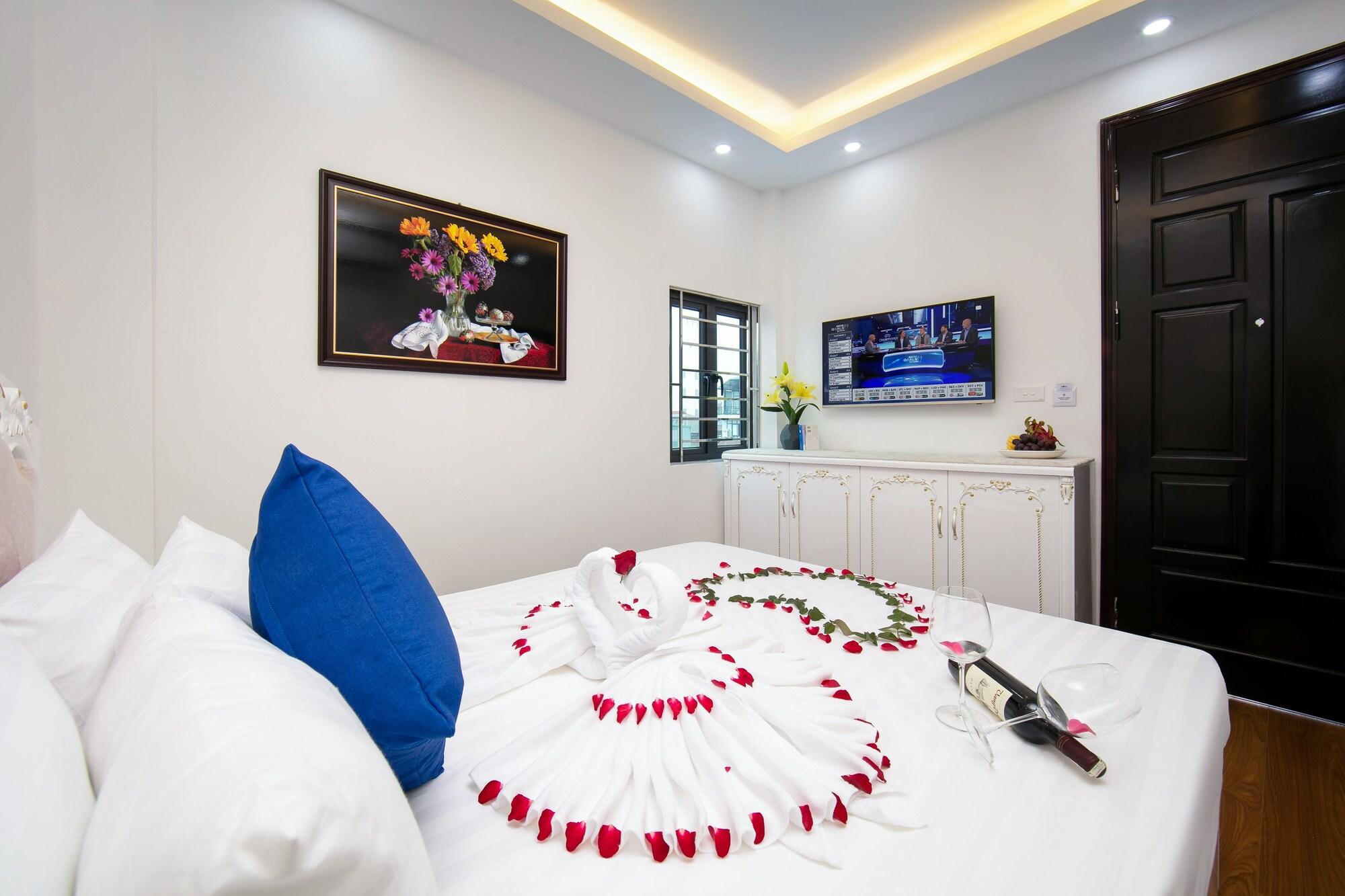 Golden 2* Hanoi