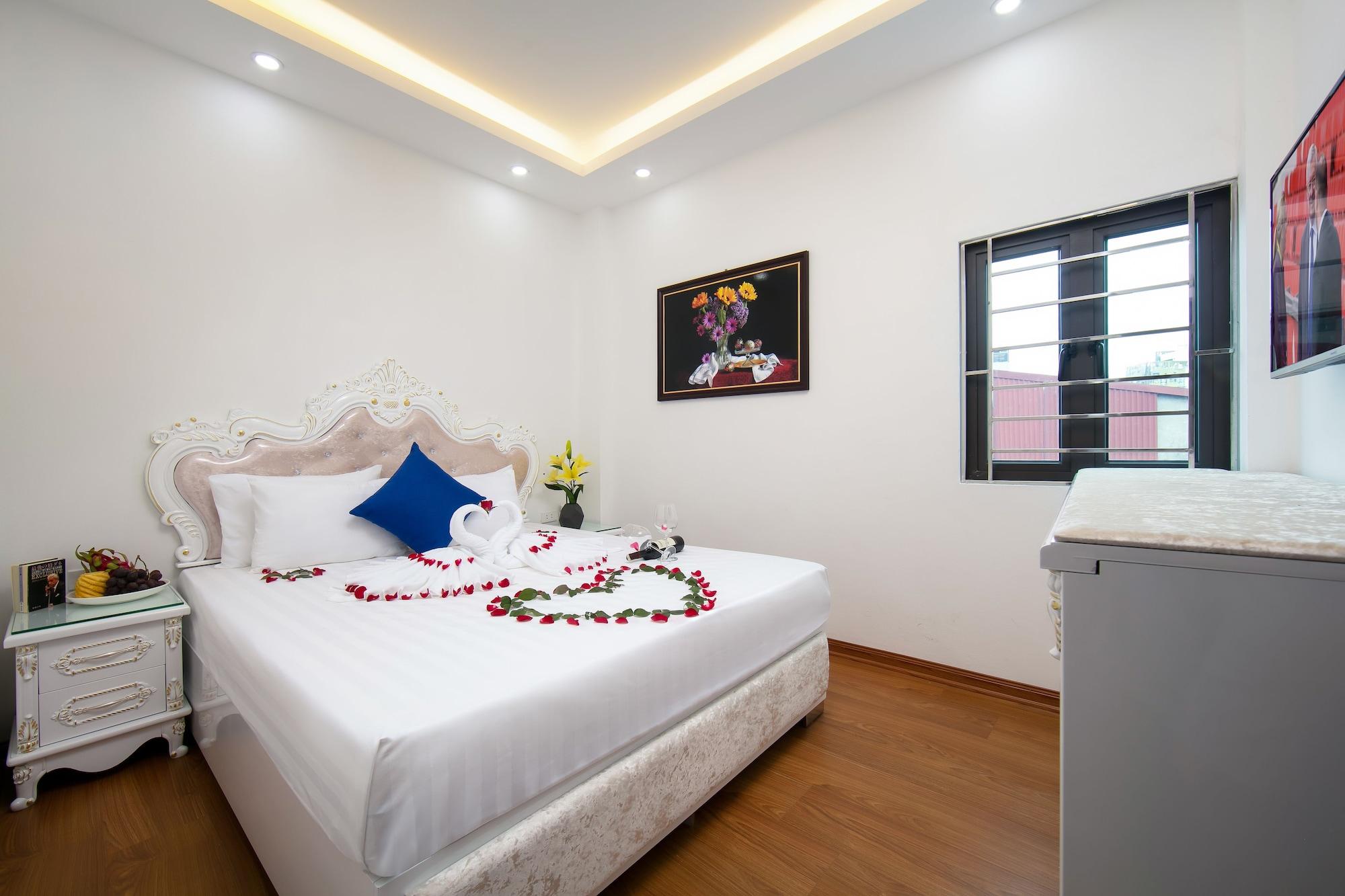 Golden 2* Hanoi